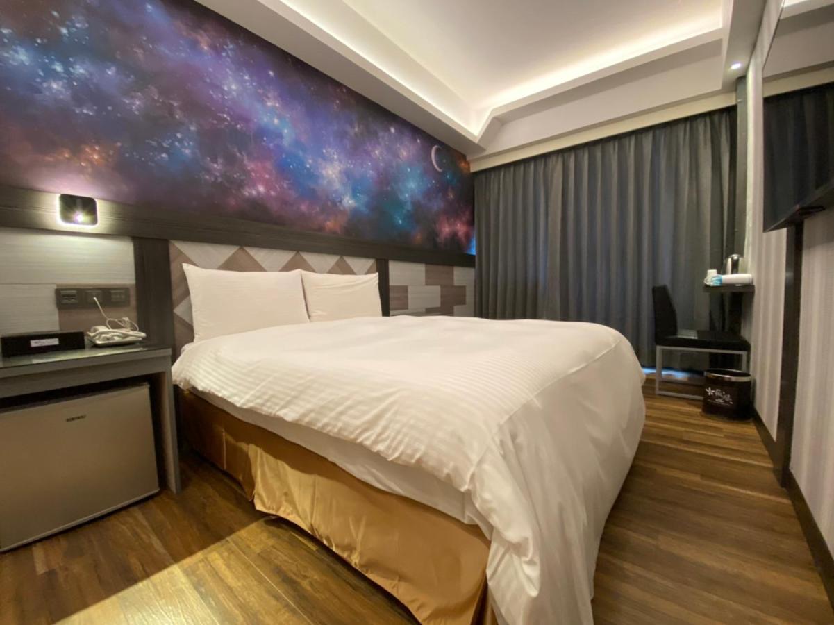 Weifeng Boutique Business Hotel - Zhanqian Branch Pingtung 외부 사진