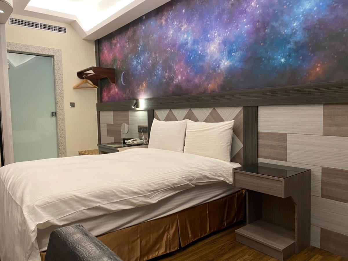 Weifeng Boutique Business Hotel - Zhanqian Branch Pingtung 외부 사진