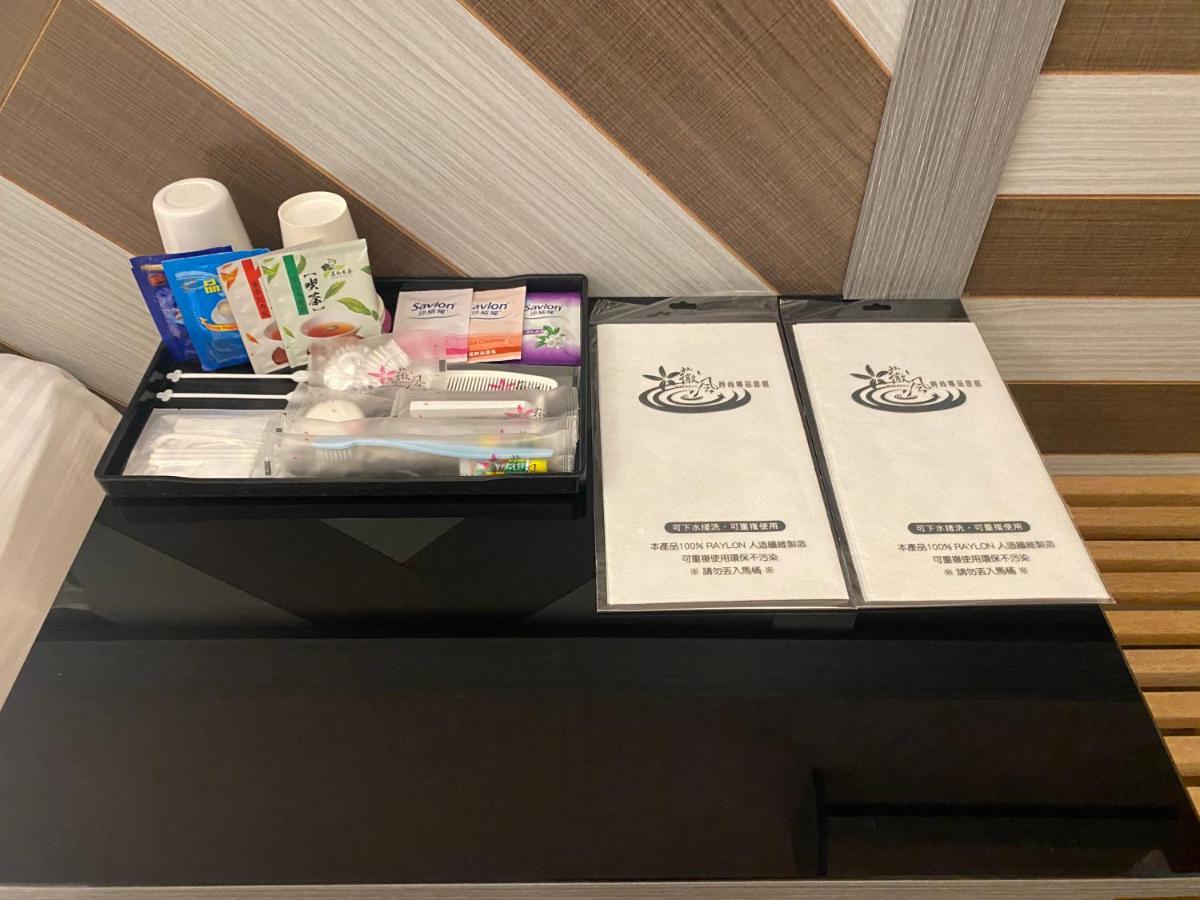 Weifeng Boutique Business Hotel - Zhanqian Branch Pingtung 외부 사진