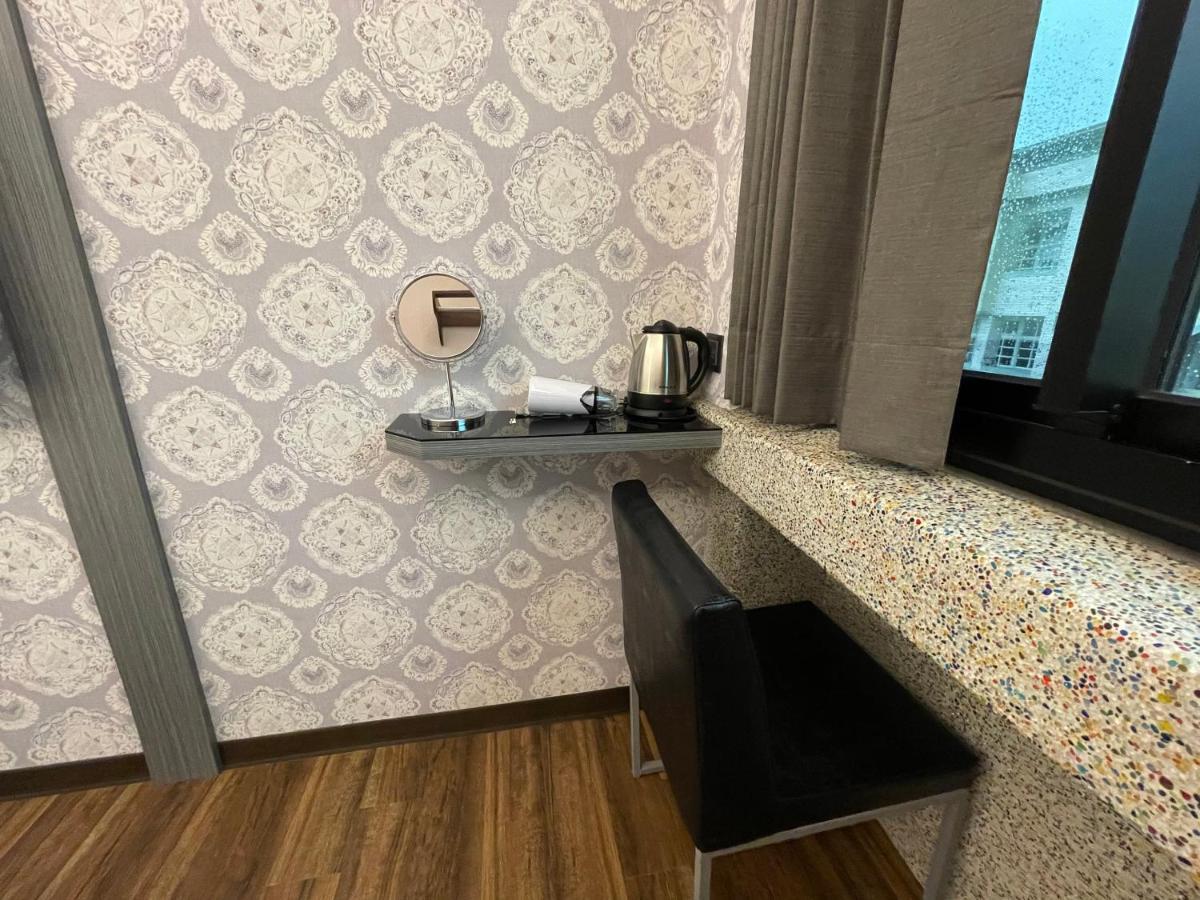Weifeng Boutique Business Hotel - Zhanqian Branch Pingtung 외부 사진