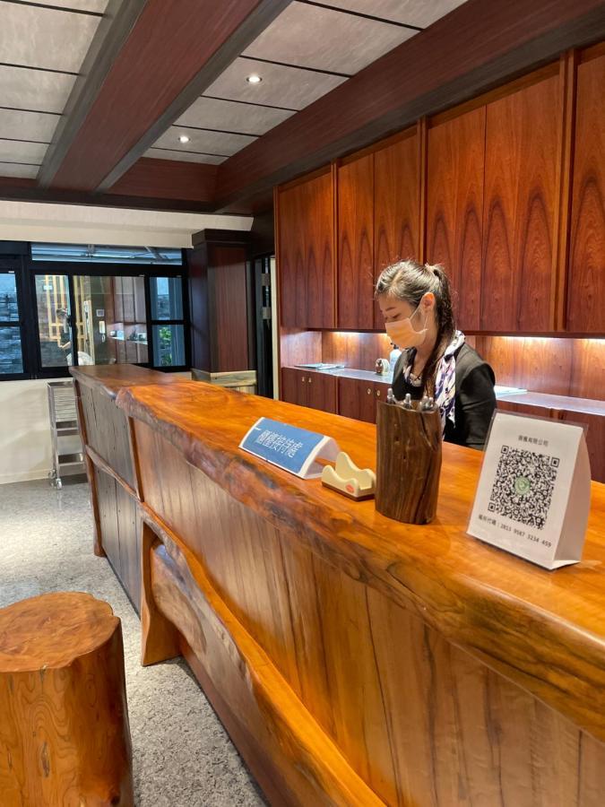 Weifeng Boutique Business Hotel - Zhanqian Branch Pingtung 외부 사진
