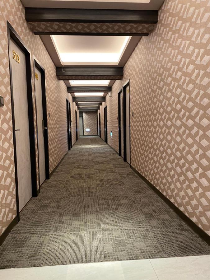 Weifeng Boutique Business Hotel - Zhanqian Branch Pingtung 외부 사진